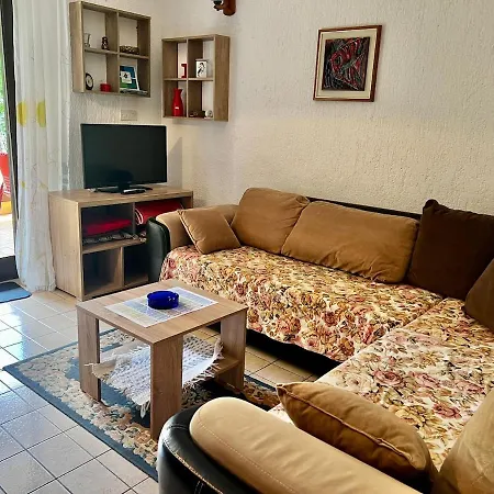 Apartman Casa Ivana Garden 2-bedroom *